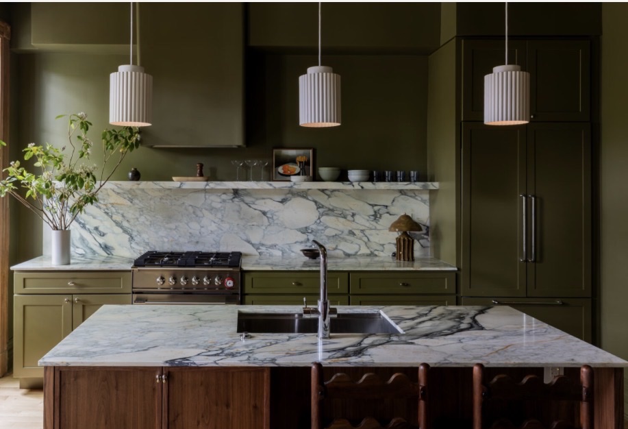 Calacatta Verde Blu marble kitchen