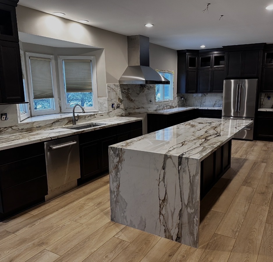 Statuary Gold porcelain kitchen