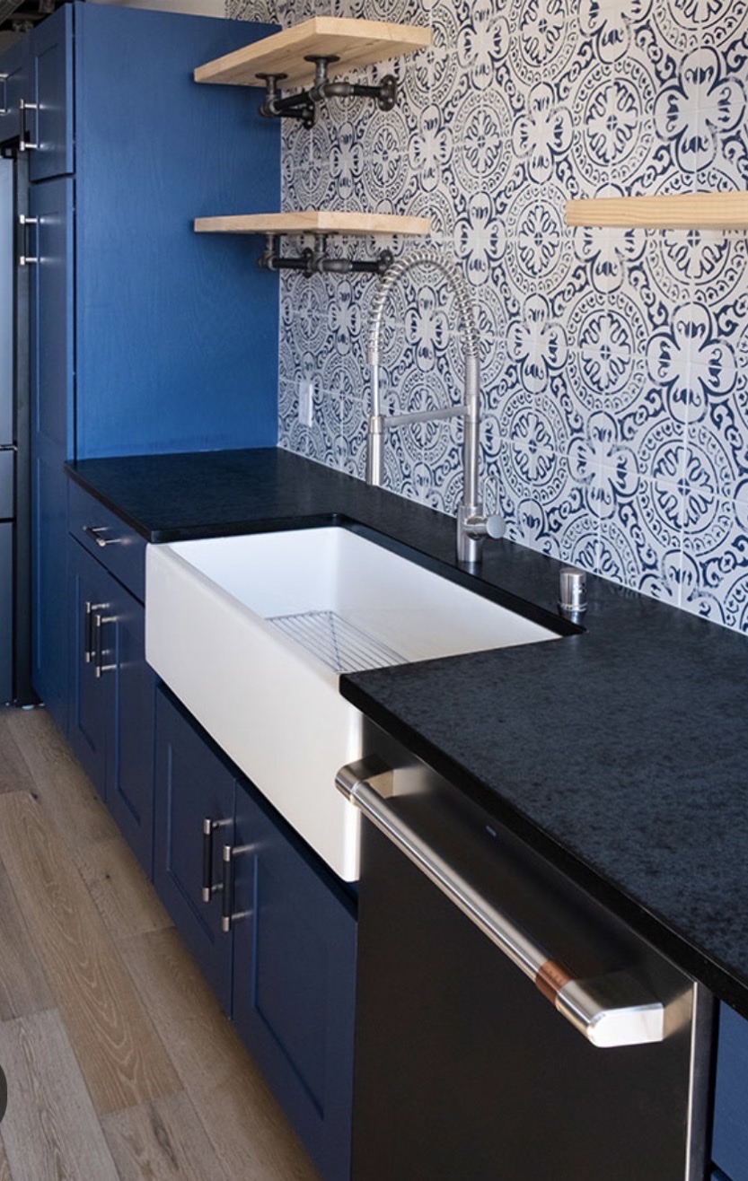Black soapstone kitchen